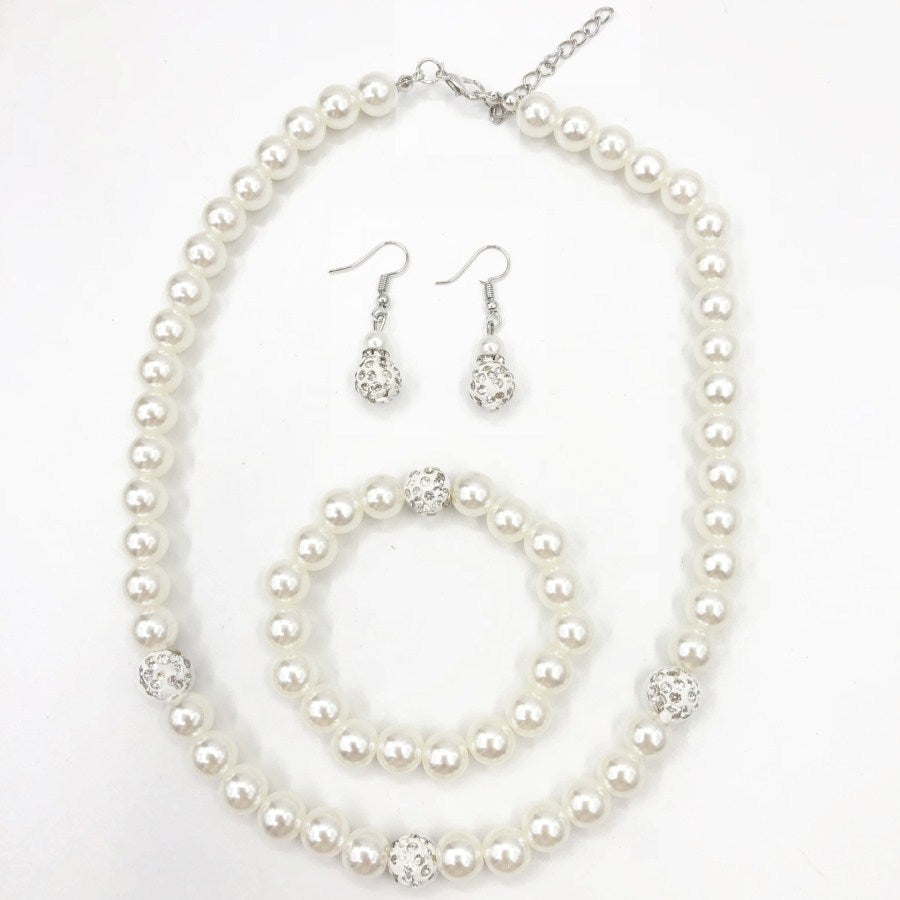 Necklace, bracelet, earring set