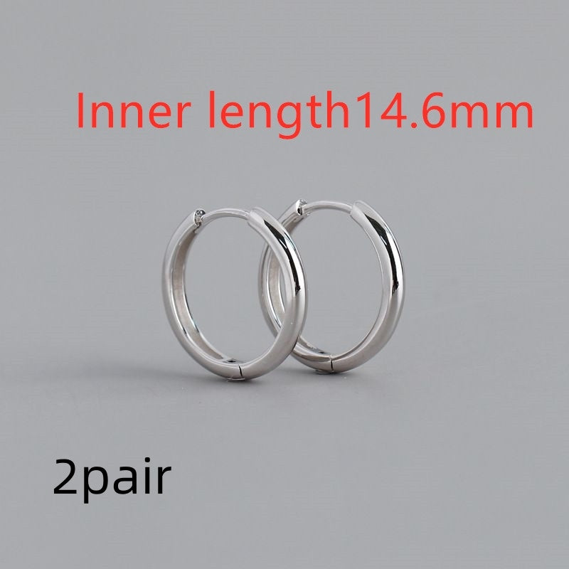 Round smooth earring